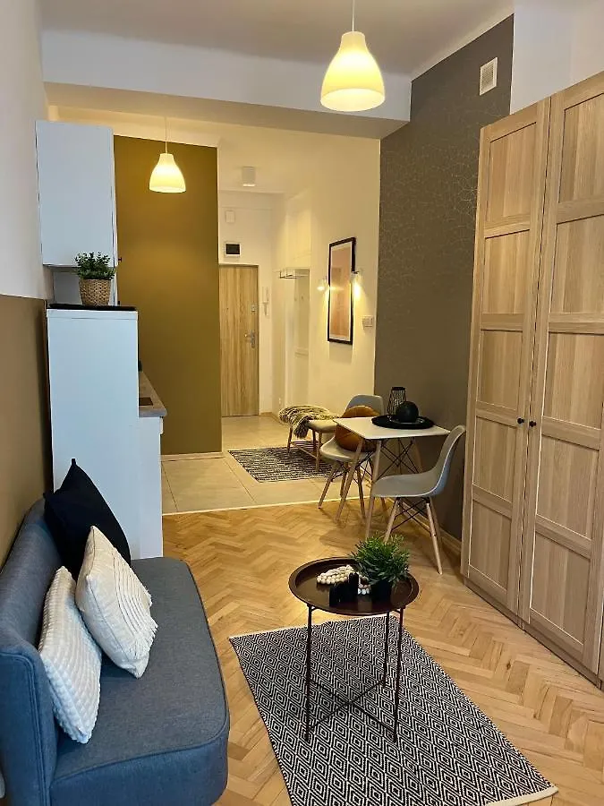 Halo Warszawa/ Hello Warsaw Apartment